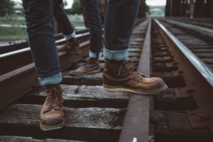 ジーンズとブーツと線路